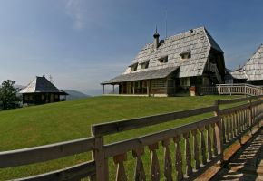 Екскурзия в СЪРБИЯ - В плен на планината Мокра Гора - екскурзия с автобус