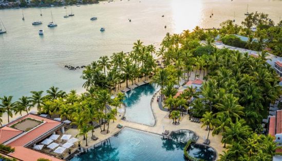 MAURICIA BEACHCOMBER RESORT & SPA